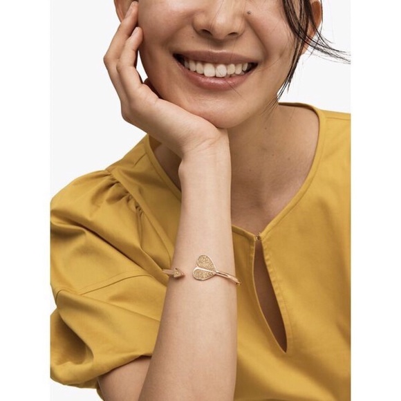 KATE SPADE • Rose Gold Heritage Heart Gold Glitter Cuff Bracelet - Picture 4 of 7
